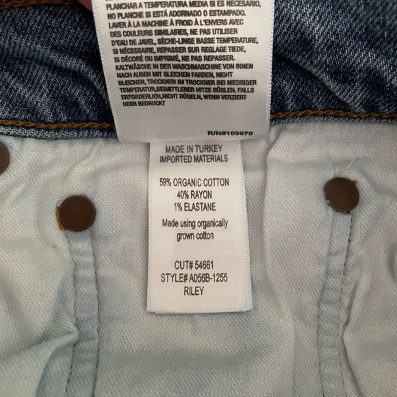 Agolde Distressed Riley Jeans - Picture 11 of 11